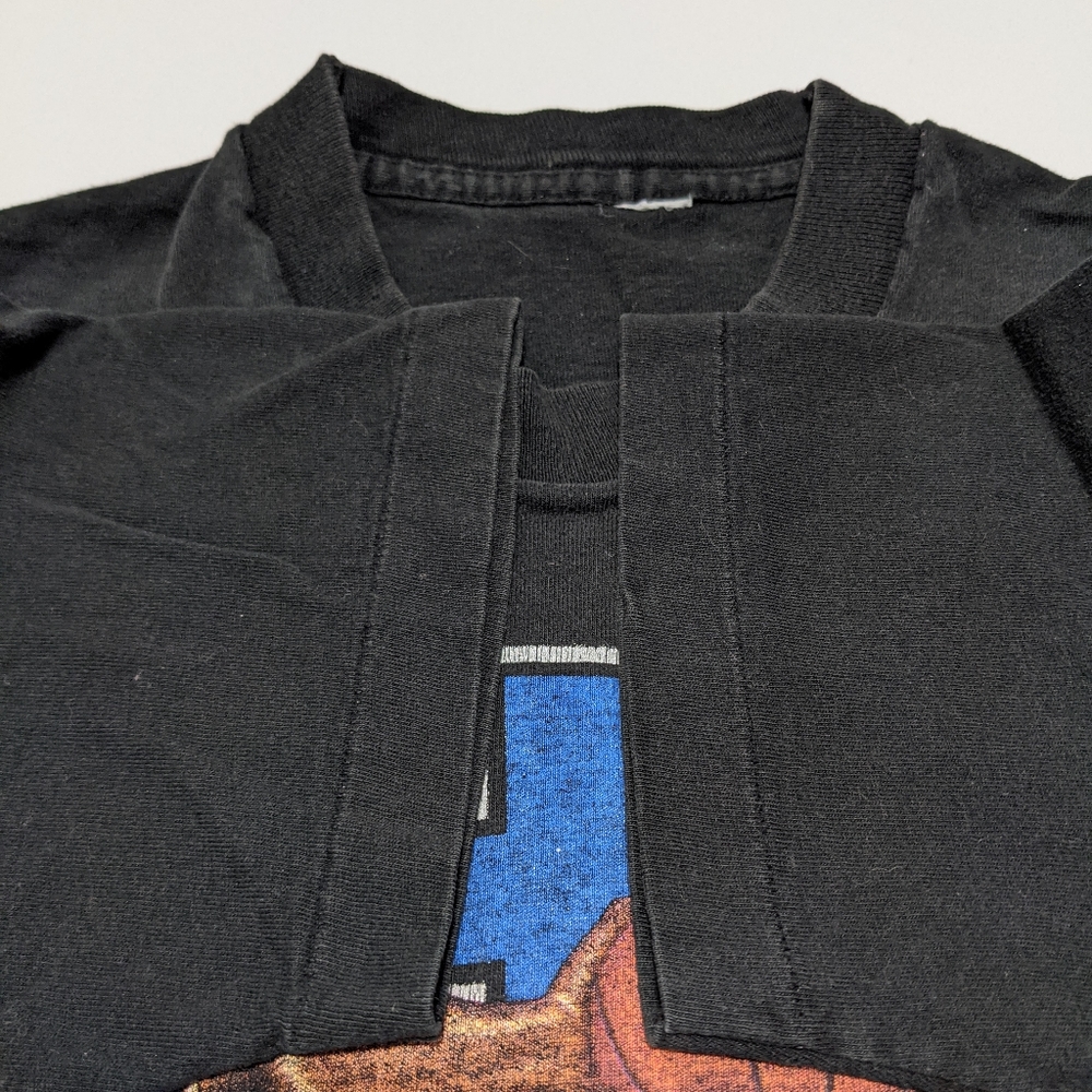 Vintage 90s Shaq Orlando Magic T-shirt - Picture 4 of 5